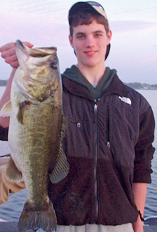 bass guide lake toho